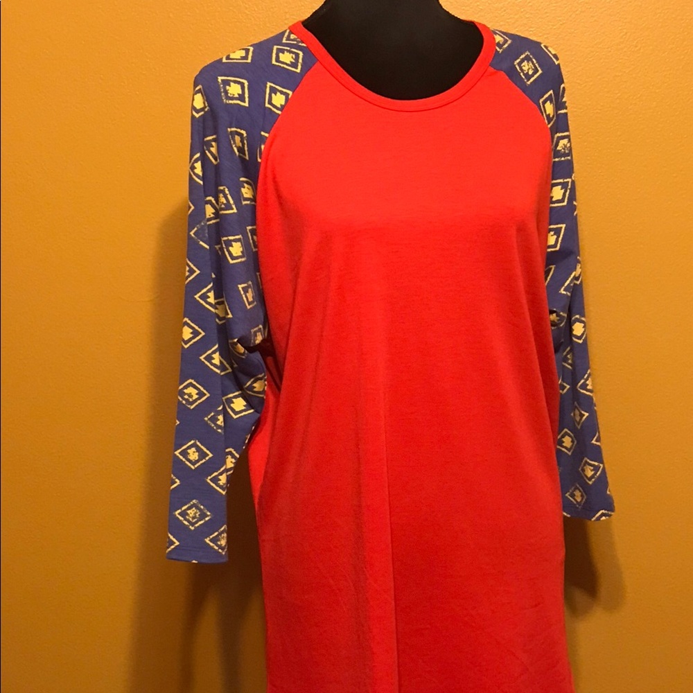 LuLaRoe Randy Tee